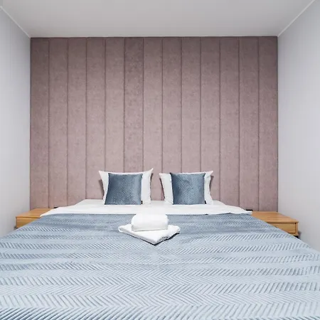 Nowowiejskiego Old Town By Bookinghost * Познань