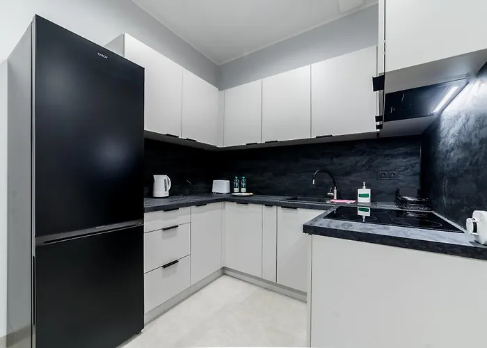 Nowowiejskiego Old Town By Bookinghost