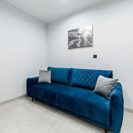 Nowowiejskiego Old Town By Bookinghost * Poznań