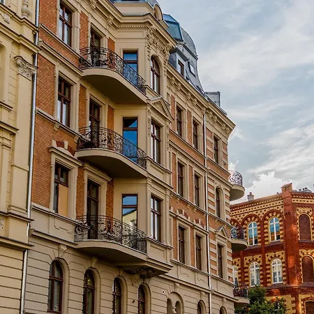 Nowowiejskiego Old Town By Bookinghost Poznań