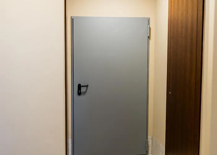 Nowowiejskiego Old Town By Bookinghost *